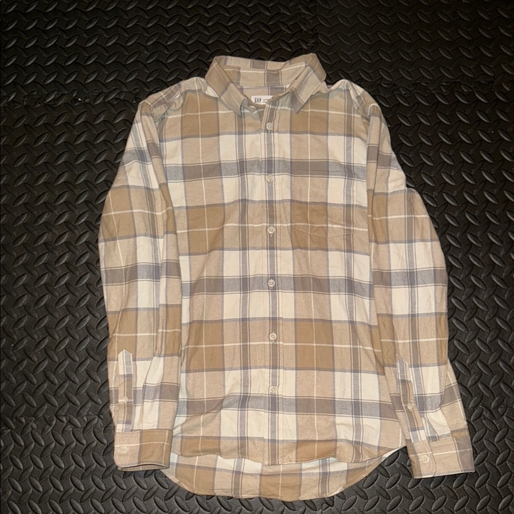 GAP Tan and White Casual Button Down Shirt